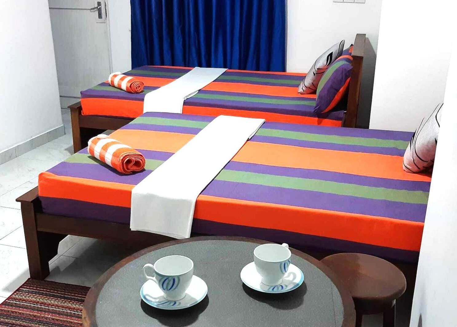 Lilly Rooms Kandy Esterno foto